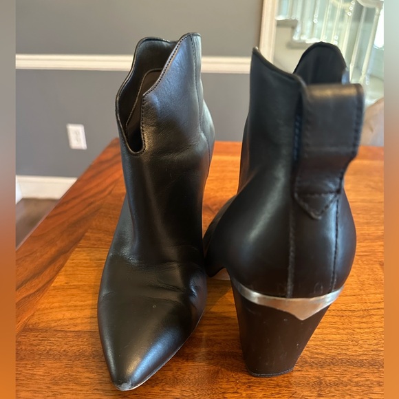 1 State Black Ankle Booties • Women’s Size 8.5 • 3” heel - Picture 3 of 5
